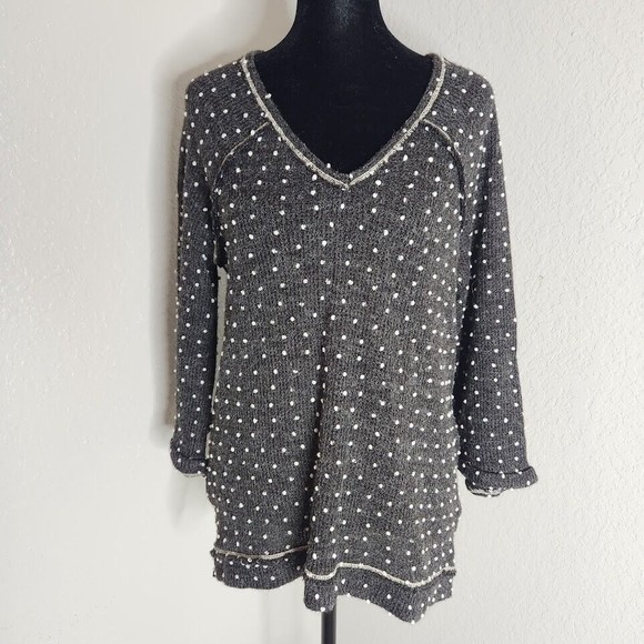 Andree by Unit Sweater Top Women Small Gray 3/4 Sleeve V-Neck PomPom Detailing - Picture 1 of 9